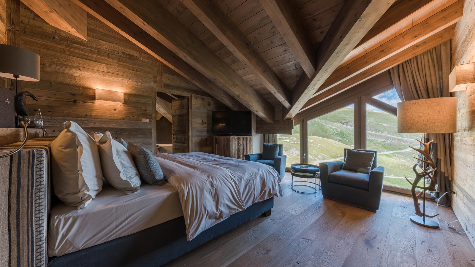 View of a luxury suite at Sunny Valley Mountain Lodge in Summer